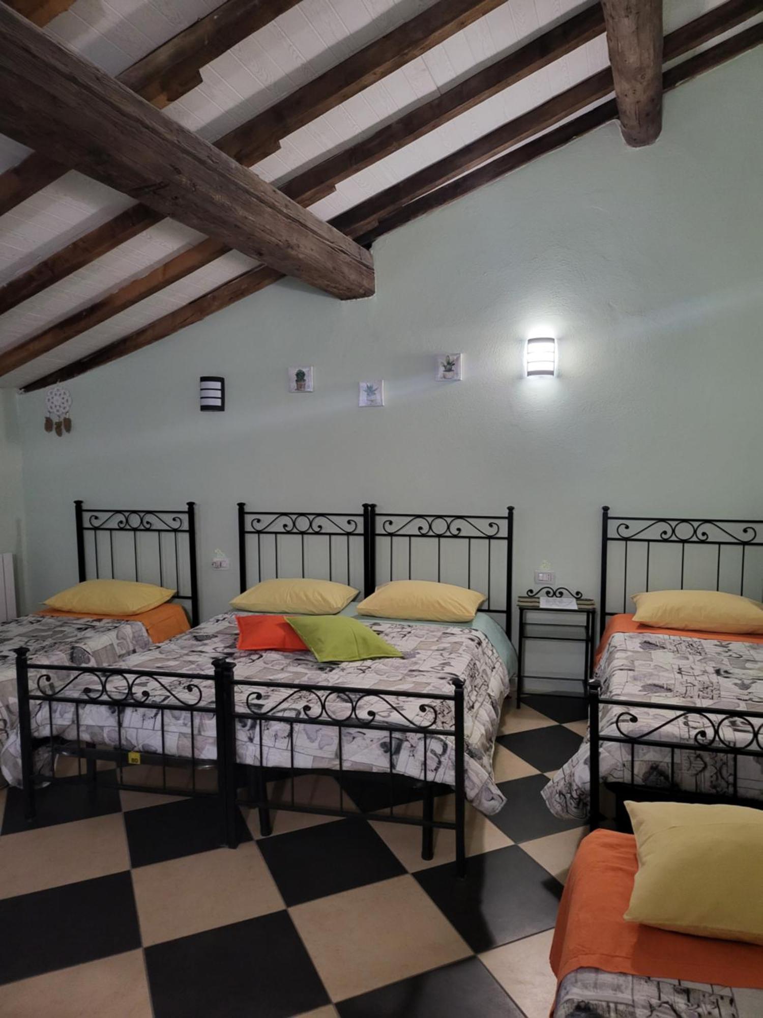 A Casa Di Luca Hotel Mediglia Quarto foto